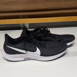 Nike Women’s Black and White Athletic Shoes